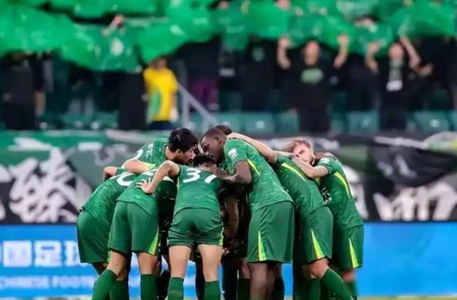 九游体育包含洛杉矶快船发布备战花絮；国际比赛日遗憾出局；中超任务艰巨；更衣室氛围转暖的词条