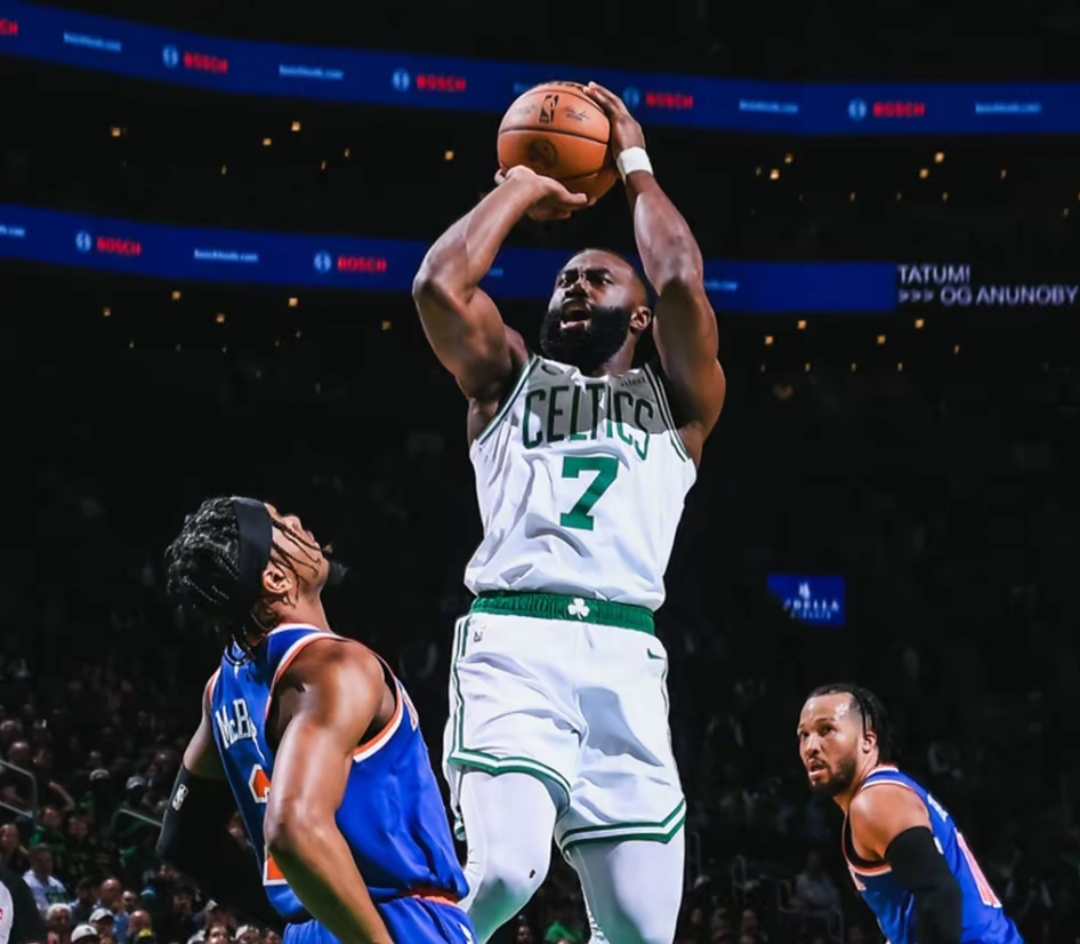 九游官网风云突变！波士顿凯尔特人关键时刻复出首秀，全明星赛版图或变，赛场秩序良好，身体对抗强度拉满的简单介绍